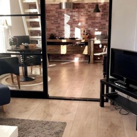 Gezellige Knusse Studio Met Bubbelbad Huizen Exteriör bild
